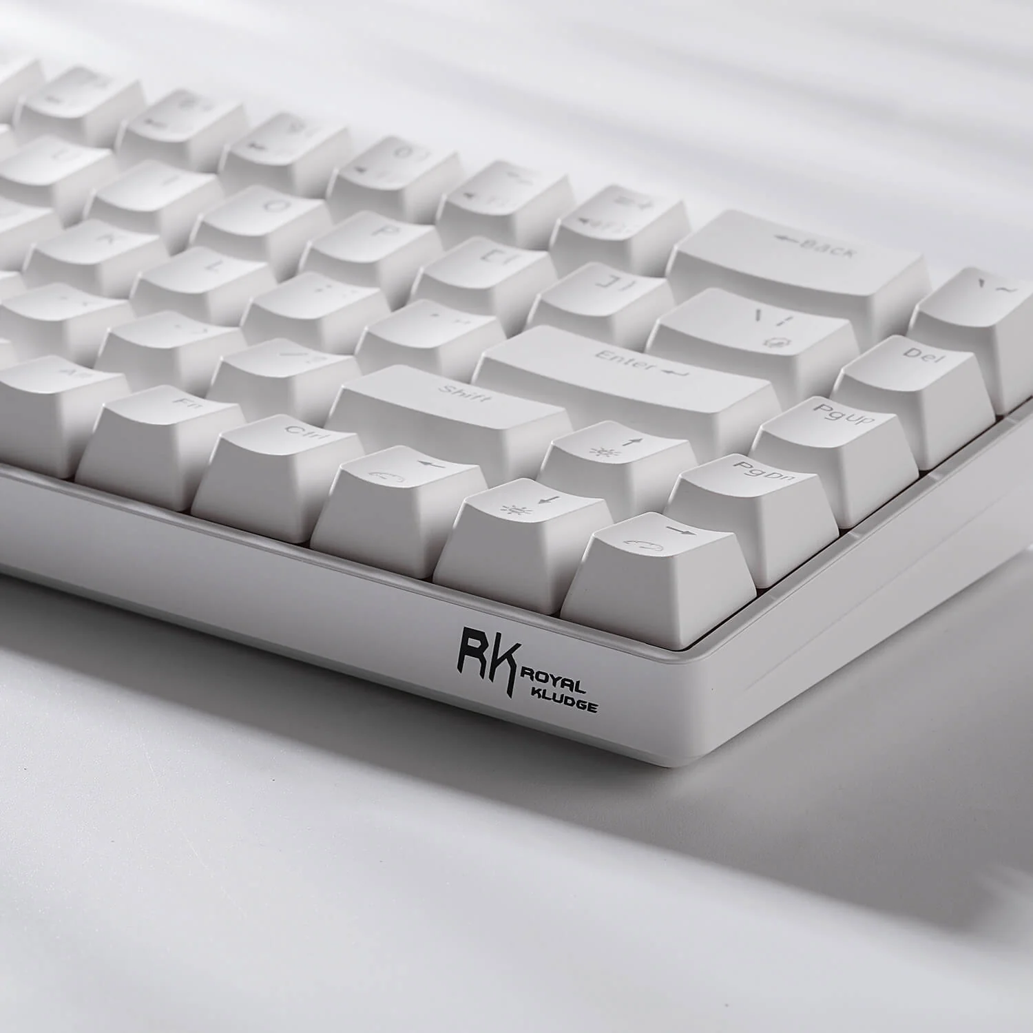 RK68 65% Wireless Mechanical Keyboard (Open-Box) - Image 3