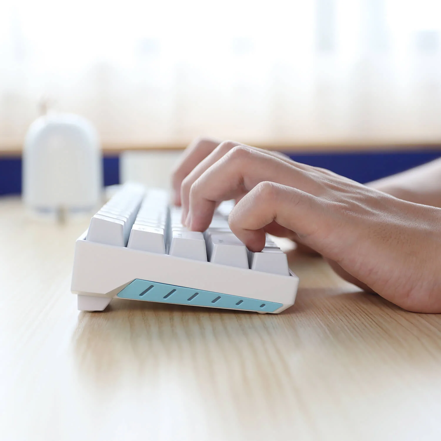 RK71 70% Wireless Mechanical Keyboard - Image 3